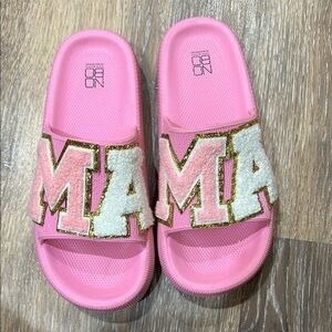 Women’s Mama Slides No Boundaries